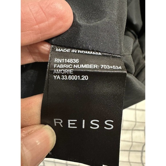 Reiss Suzy black lace Party jumpsuit, sleeveless Vneck and vback. Size 8 Women - Picture 6 of 7